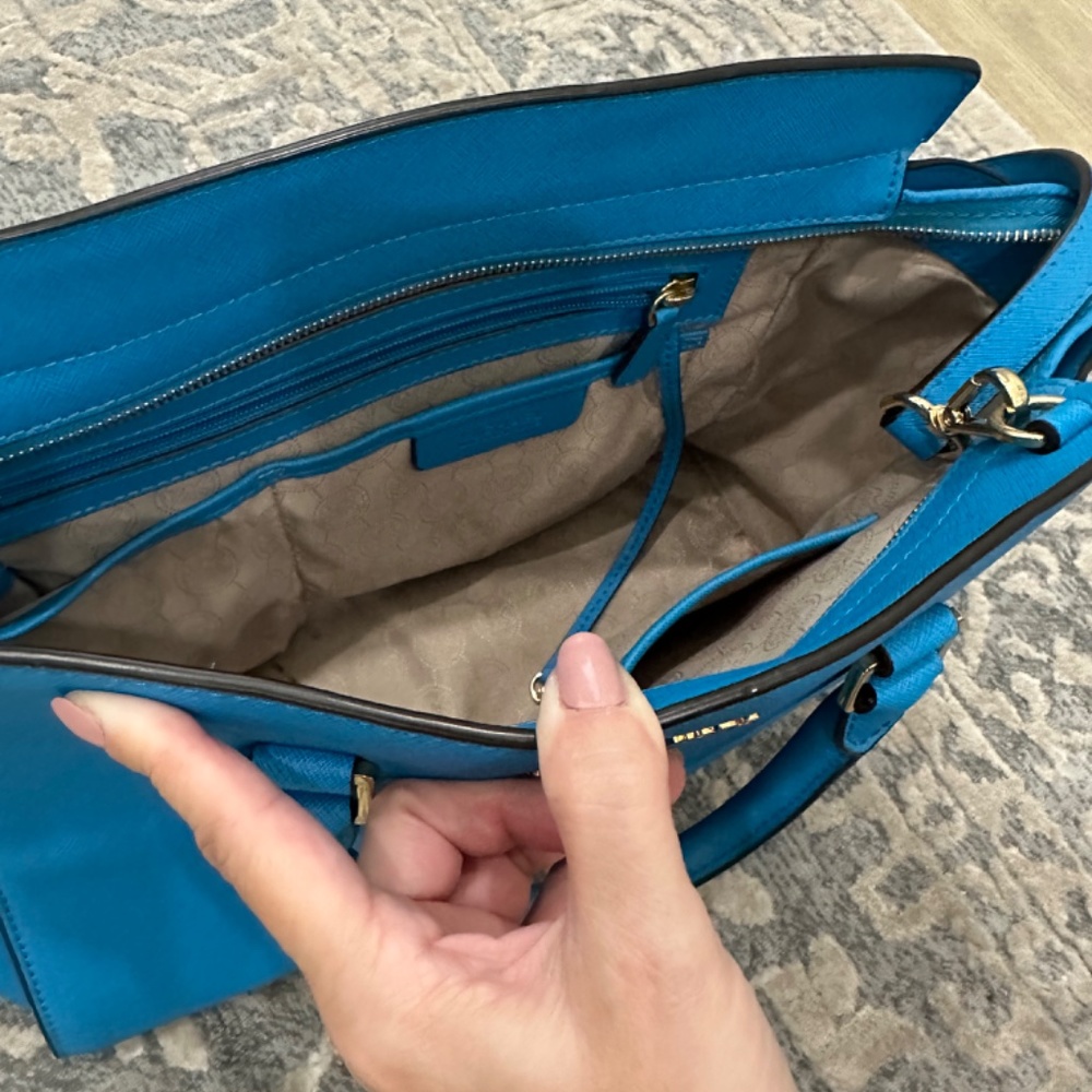 Handbag - Picture 5 of 5